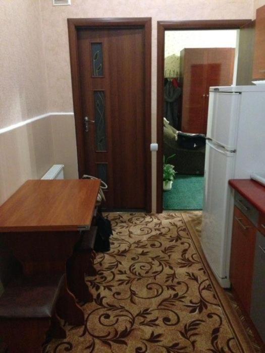 Уютная Двухкомнатная Квартира Умань Екстер'єр фото